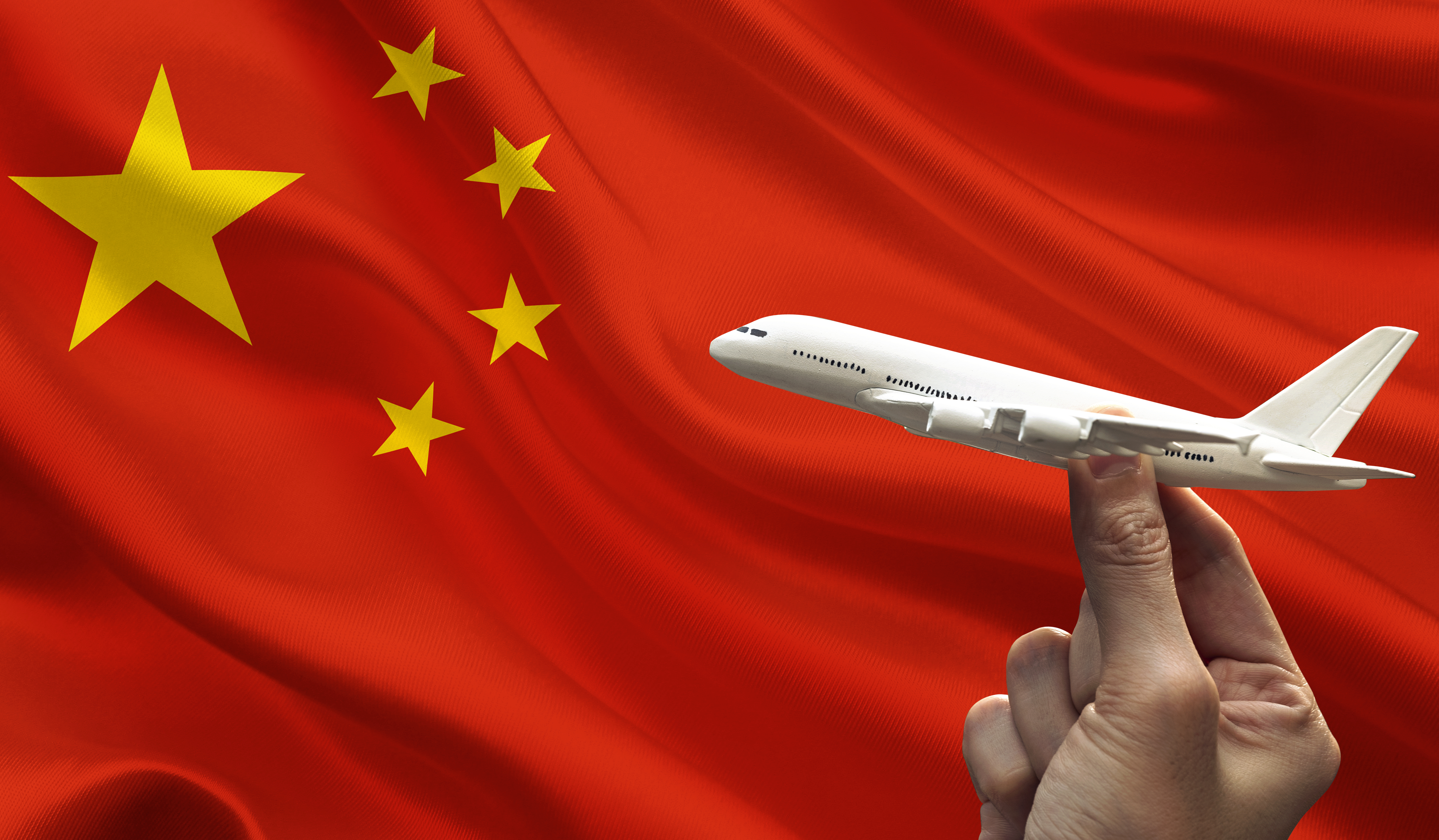 中国签证：意大利公民免签停留不超过30天。