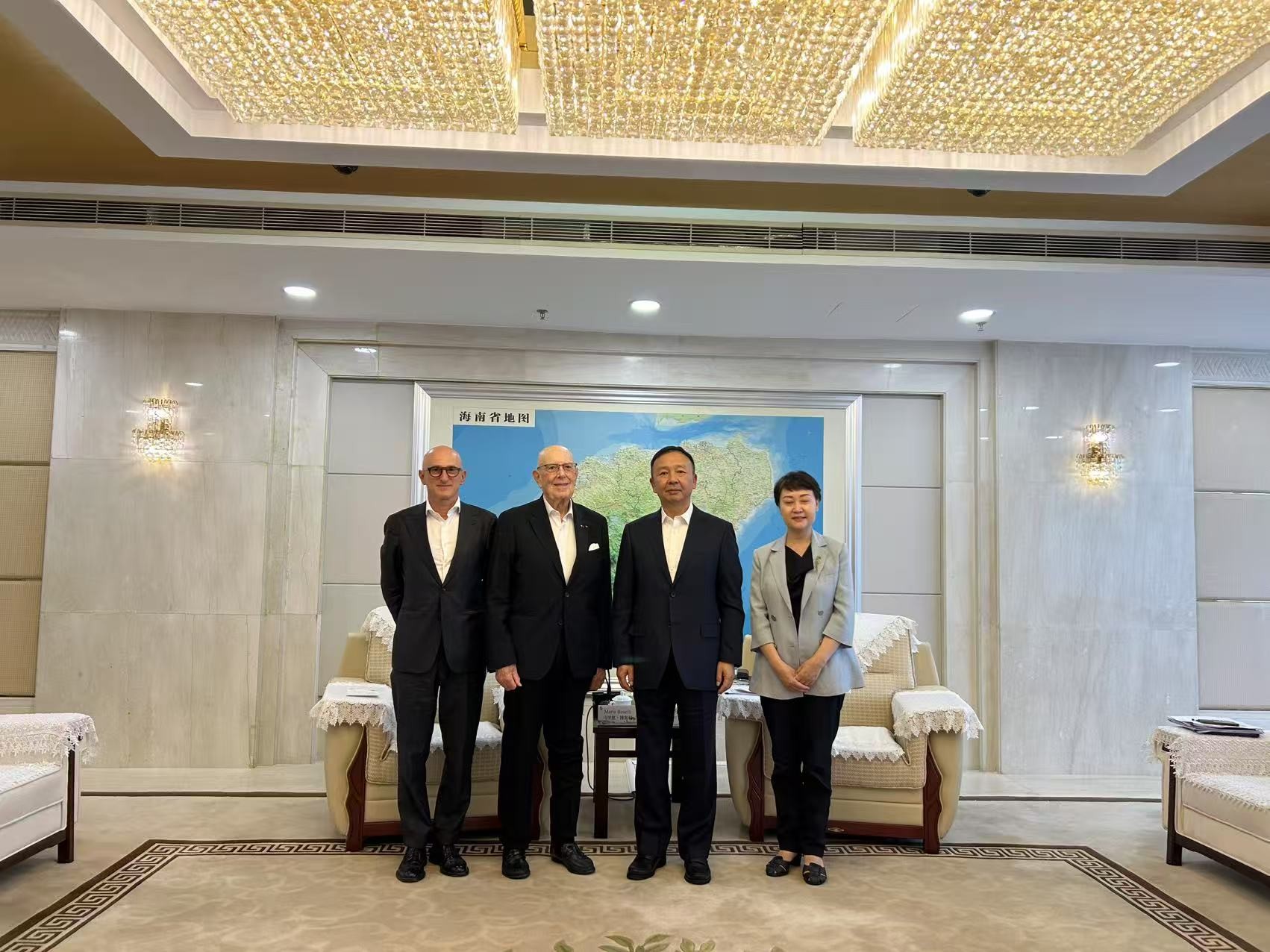 ICCF President Mario Boselli received by the Vice Governor of Hainan, Bateer